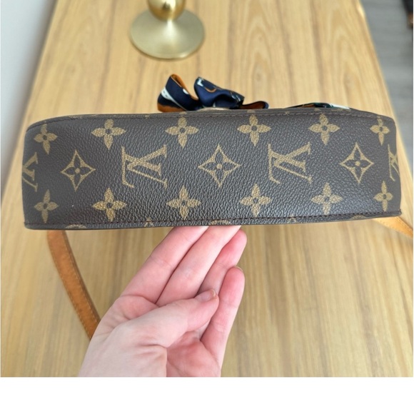 ✅AUTHENTIC✅LOUIS VUITTON SAINT CLOUD GM - Picture 10 of 16